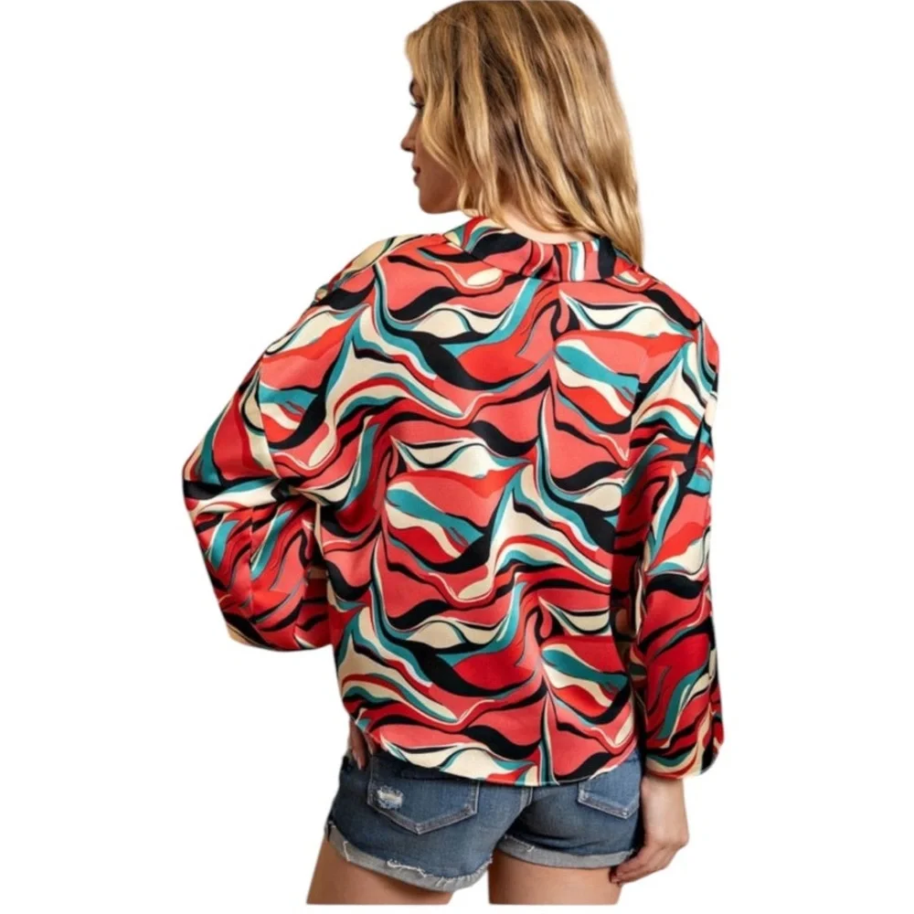 RETRO WAVE TIE ABSTRACT WIDE SLEEVE TOP ( Crimson Tide ) - Picture 6 of 8